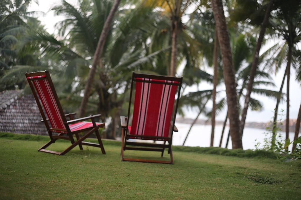 Chera Rocks Beach House Hotel Thottada Exterior foto